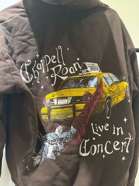 Unisex Chappell Roan 'Live in Concert' Graphic Hoodie - Yellow Taxi Print, M